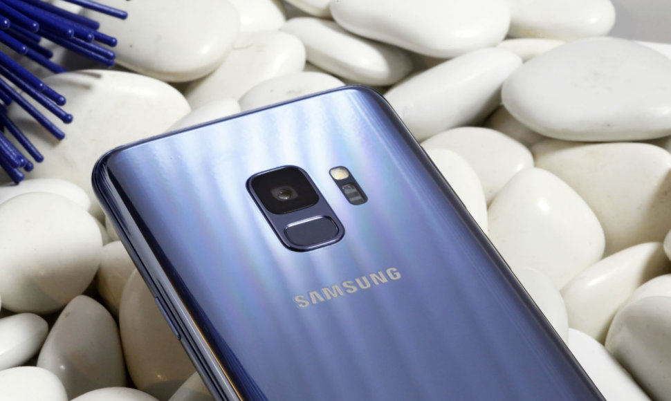 „Samsung“ pristatė naujausius „Galaxy S9“ modelio telefonus