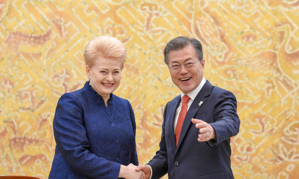 Prezidentė susitiko su Korėjos Respublikos Prezidentu Moon Jae-Inu