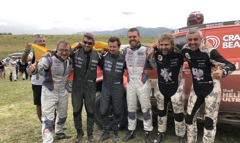 Lietuviai Dakaro ralio finiše neslėpė džiaugsmo