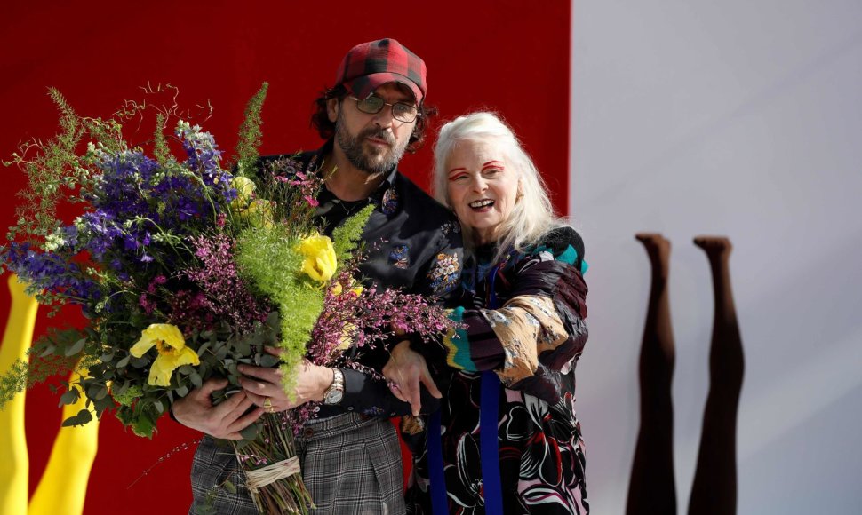 Vivienne Westwood su partneriu Andreasu Kronthaleriu