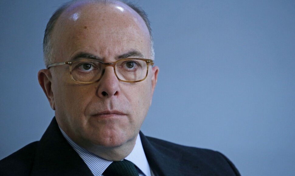Naujuoju Prancūzijos premjeru paskirtas Bernard'as Cazeneuve'as