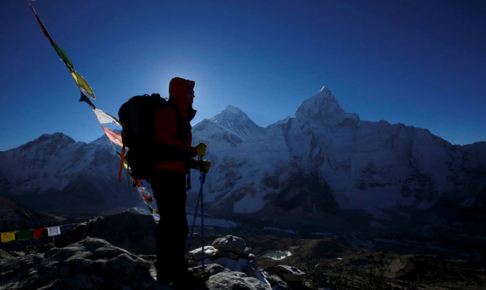 Prie Everesto viršūnės susidarė pražūtingos eilės