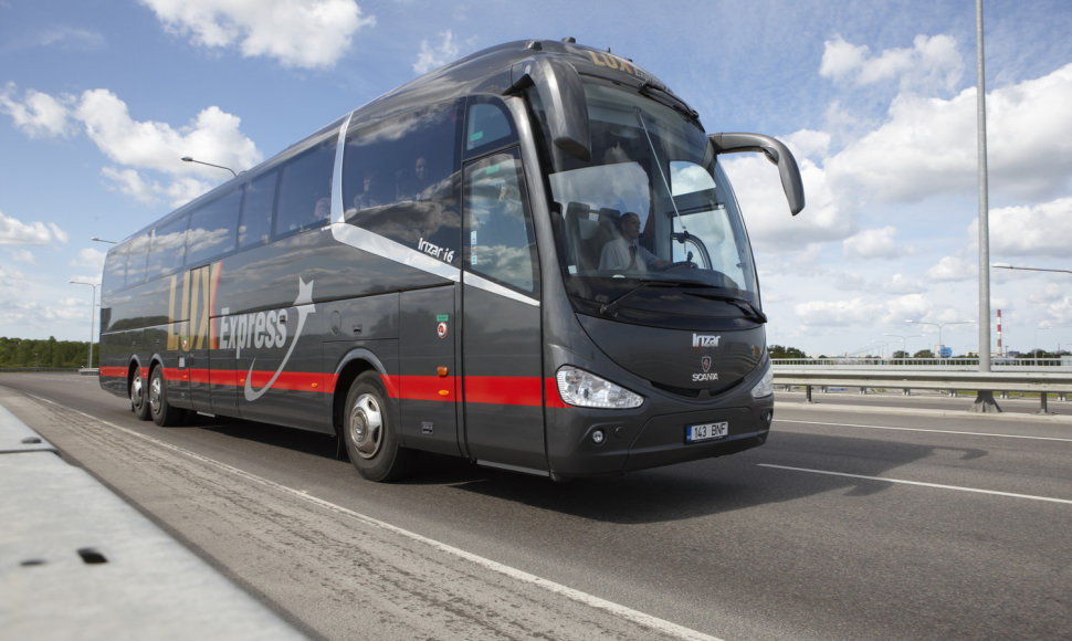 Nuo rugsėjo į Prahą keleiviai bus vežami „Lux Express“ autobusais