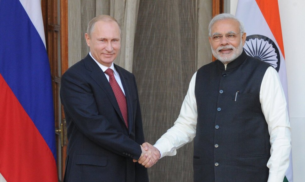 Vladimiras Putinas su Indijos premjeru Narendra Modiu Delyje