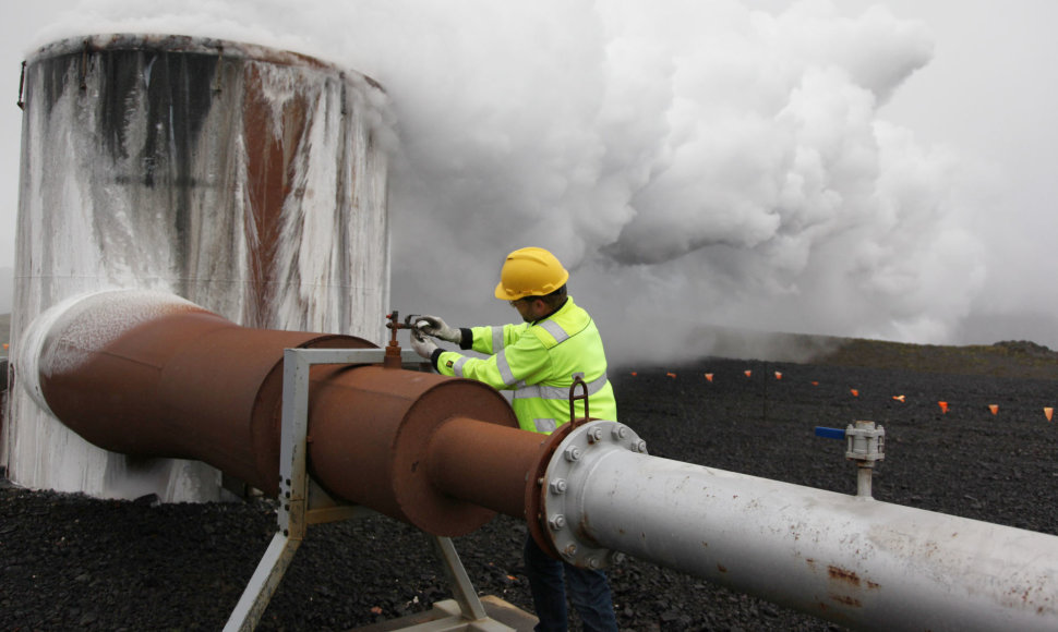 Geoterminė jėgainė Islandijoje