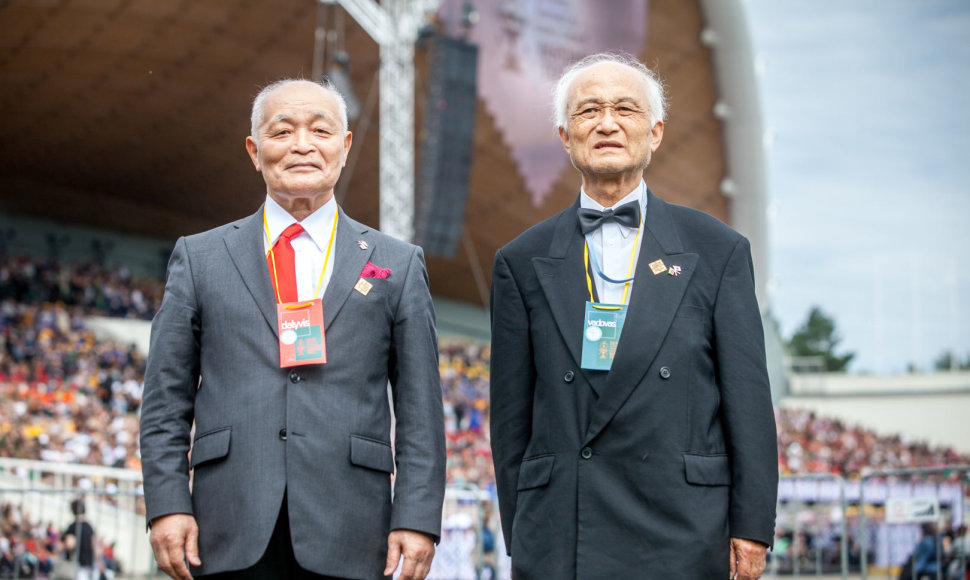 Takeši Ueda ir Takuži Jasumoto