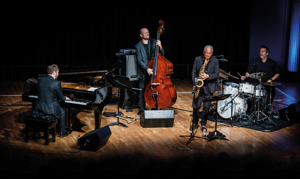 Espen Eriksen Trio & Andy Sheppard