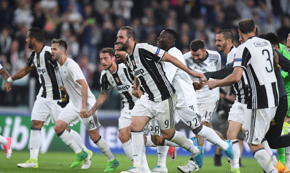 „Juventus“ žais finale