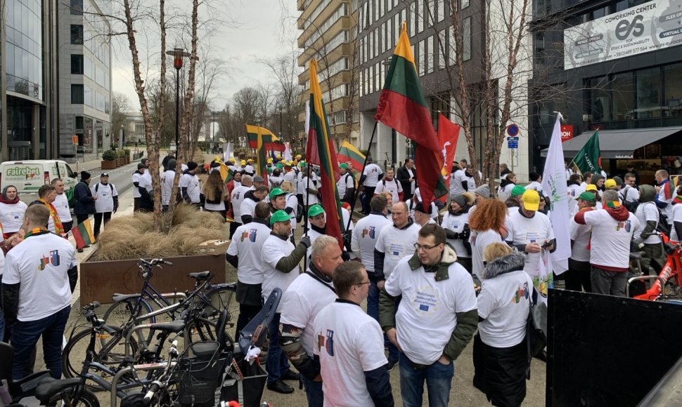 Pasiruošimas Lietuvos ūkininkų protesto akcijai Briuselyje