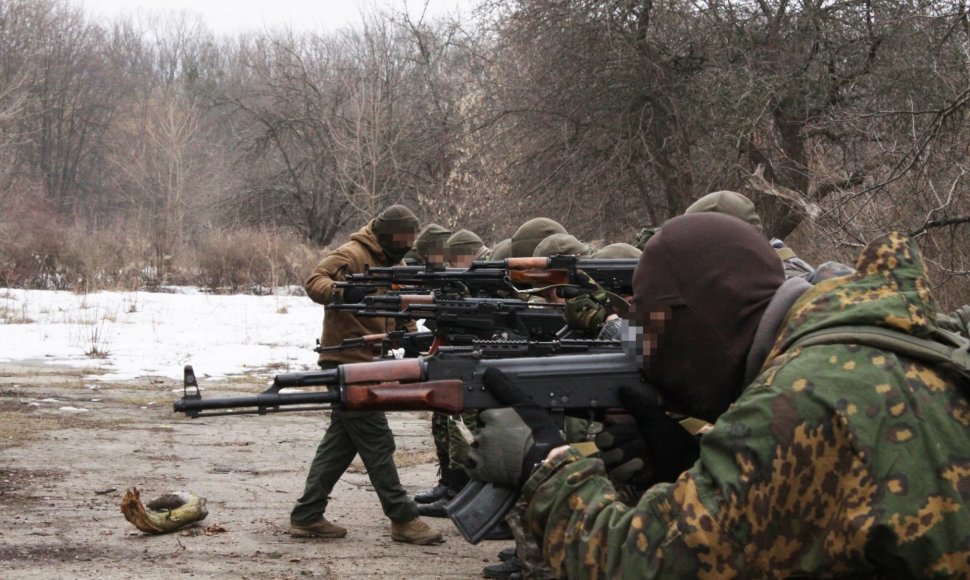 Lietuvis instruktorius Pribaltas veda karinius mokymus Ukrainos kariams