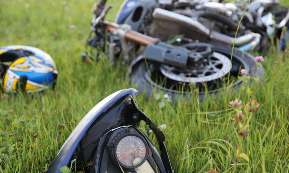 Sudaužytas motociklas „Suzuki GSX“