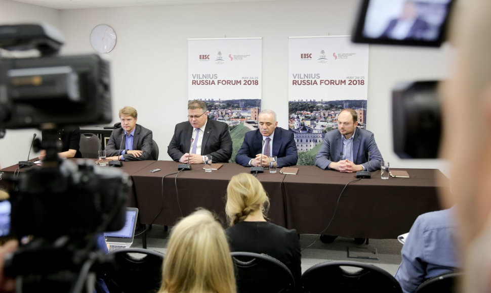 Vladimiras Ašurkovas, Linas Linkevičius, Garis Kasparovas, Vladimiras Kara-Murza jaunesnysis
