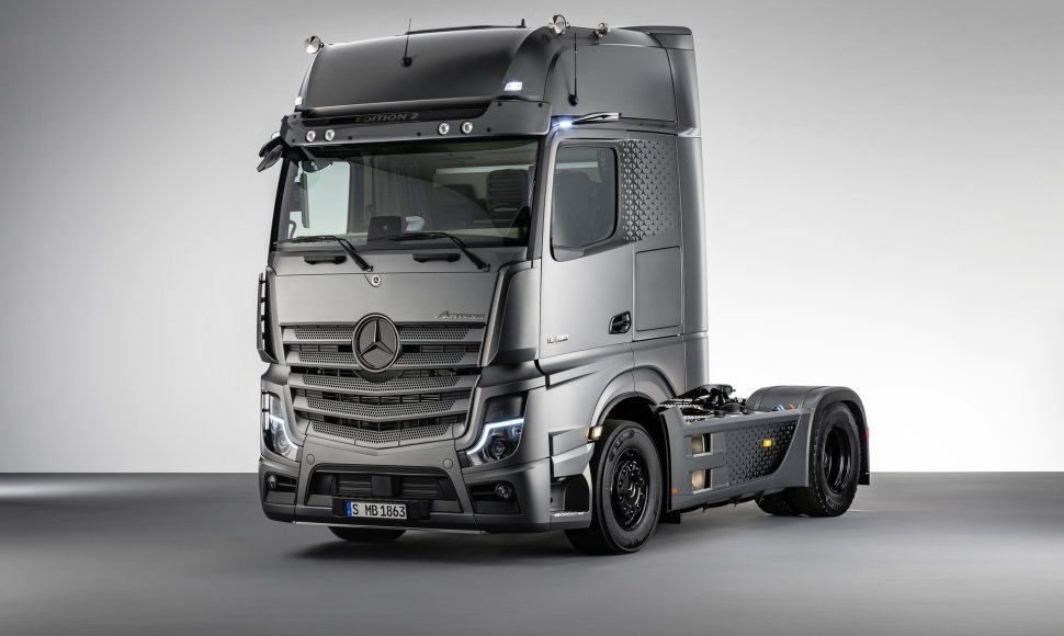 Konkurso „Metų sunkvežimis“ dalyvis „Mercedes-Benz Actros“