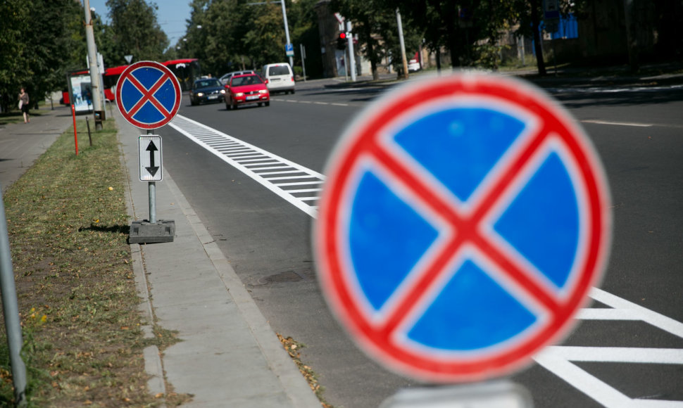 Nauja dviračių eismui juosta Naugarduko gatvėje