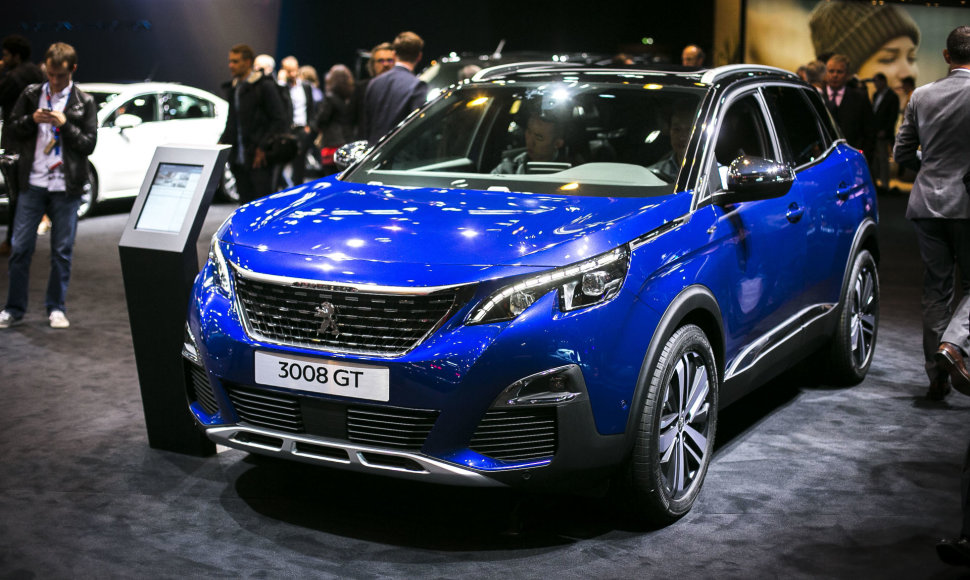 „Peugeot 3008“ Paryžiaus automobilių parodoje