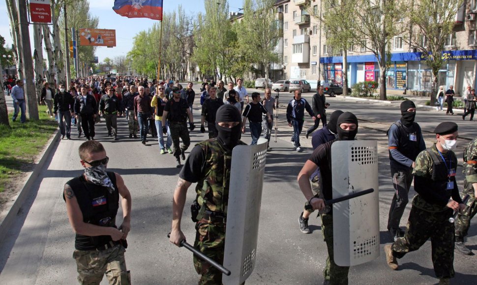 Prorusiški separatistai Donecko gatvėse