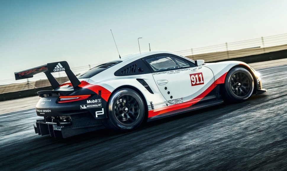 „Porsche 911 RSR“