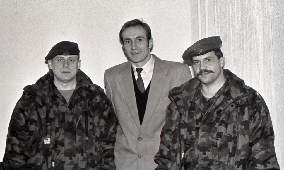 Česlovas Jezerskas, Algirdas Meškauskas ir Jonas Vytautas Žukas (1992 m.)