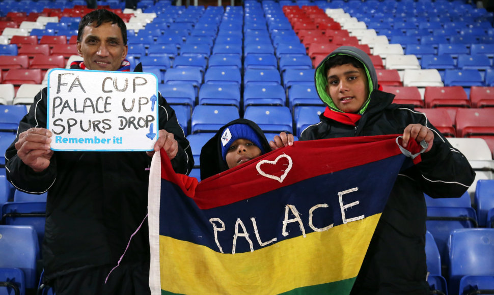 „Crystal Palace“ sirgaliai išpranašavo „Tottenham Hotspur“ lemtį.