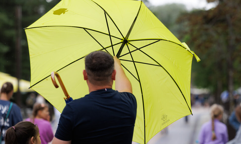 Vėjuota, lietinga, bet ir saulėta Palanga