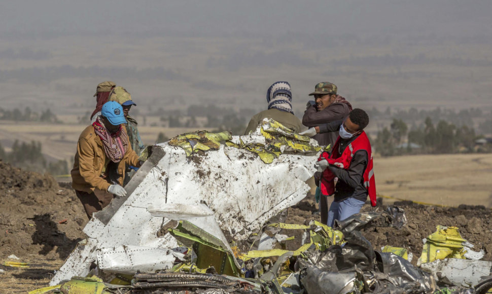 „Ethiopian Airlines“ lėktuvo „Boeing 737“ nuolaužos