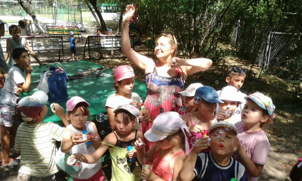 Meno terapija Ukrainos vaikams
