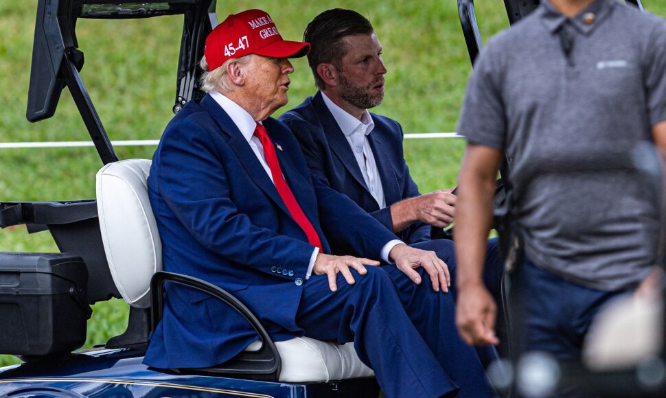 JAV prezidentas Donaldas Trumpas / LAUREN SOPOURN / Getty Images via AFP