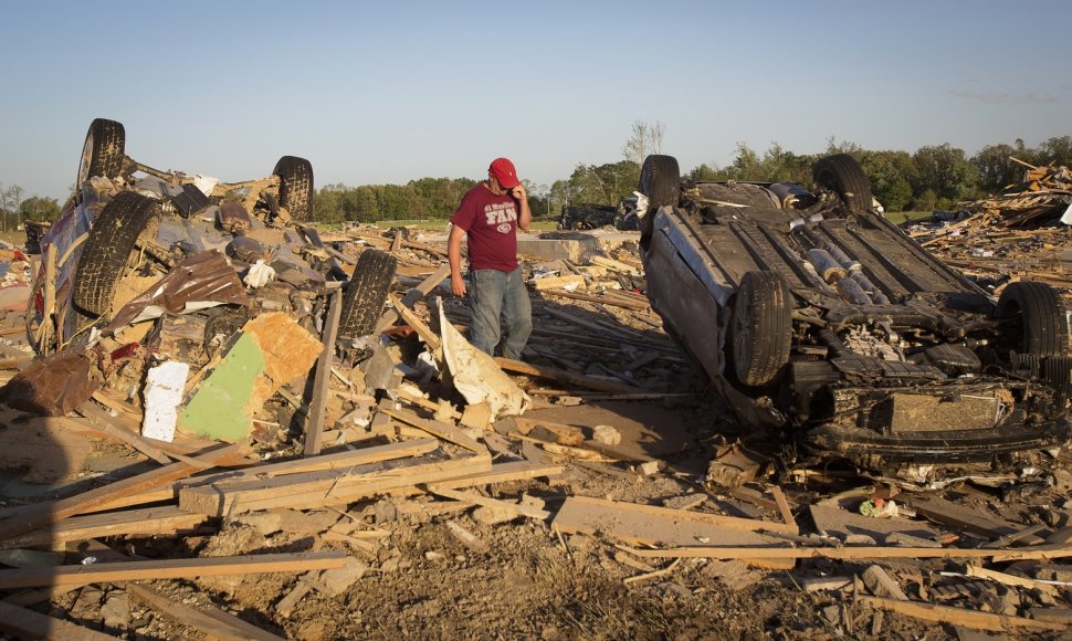 Tornado padariniai Akanzaso valstijoje