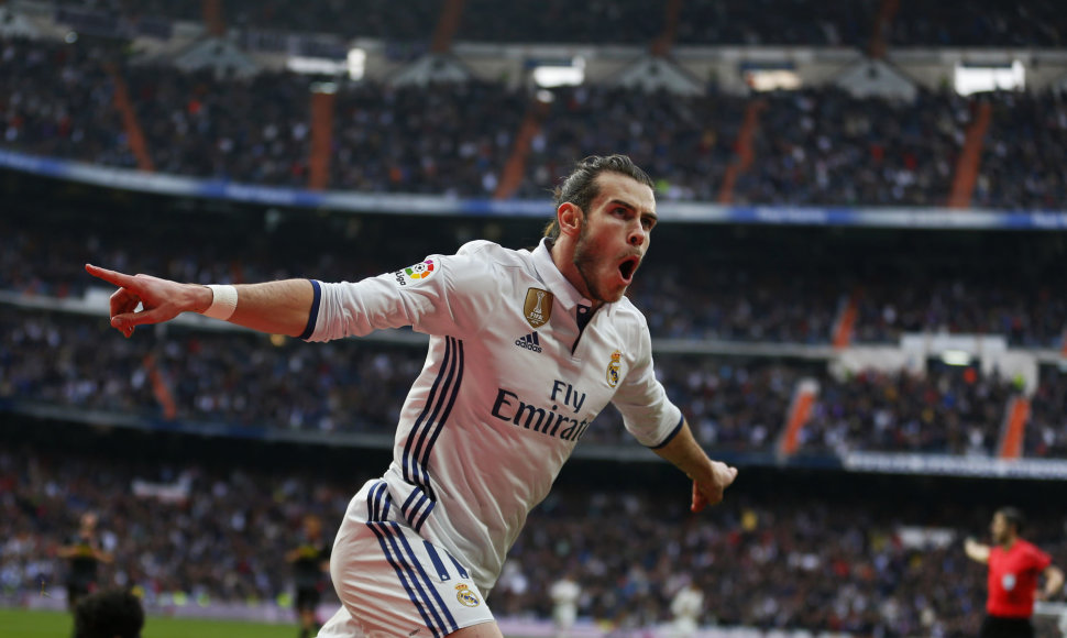 Garethas Bale'as sugrįžo į futbolo aikštę po 3 mėnesių pertraukos