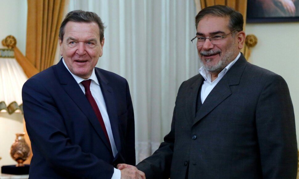 Gerhardas Schroederis ir Irano nacionalinės saugumo tarybos sekretorius Ali Shamkhani