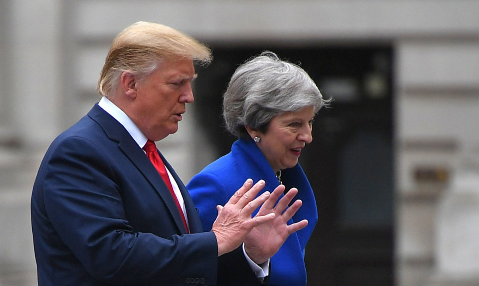 Donaldas Trumpas ir Theresa May