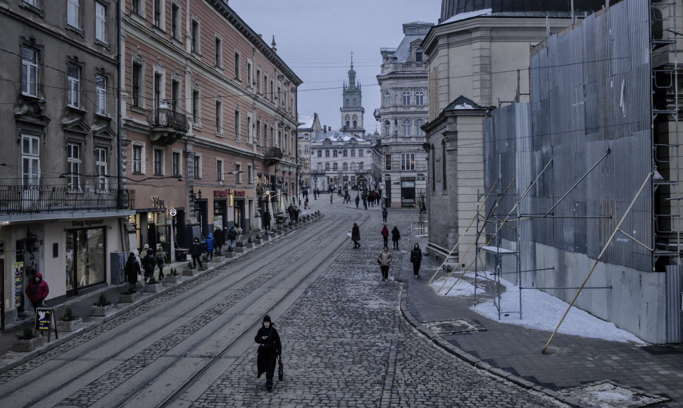 Šimtai įmonių pasaulyje ruošiasi Ukrainos atstatymui