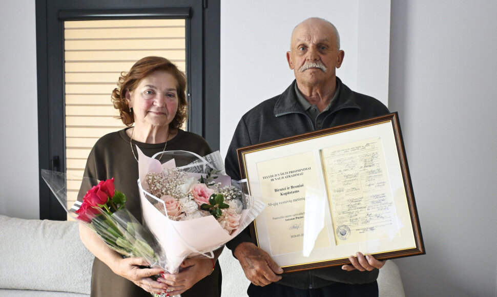 Sukaktuvininkai Bronius ir Birutė Kopūstai