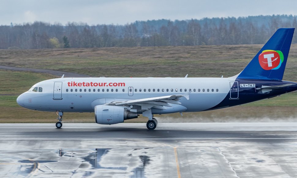 „Tiketa Tour“ lėktuvas „Airbus A319“