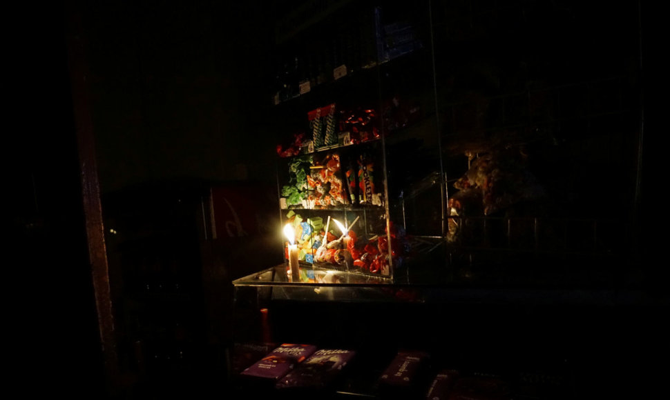 Parduotuvė Argentinoje dingus elektrai