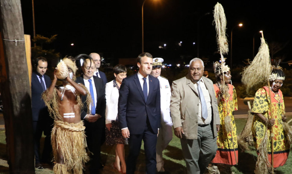 Emmanuelis Macronas atvyko į Naująją Kaledoniją