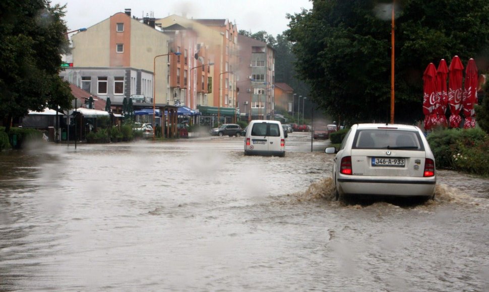 Potvynis Tuzloje, Bosnijoje ir Hercegovinoje