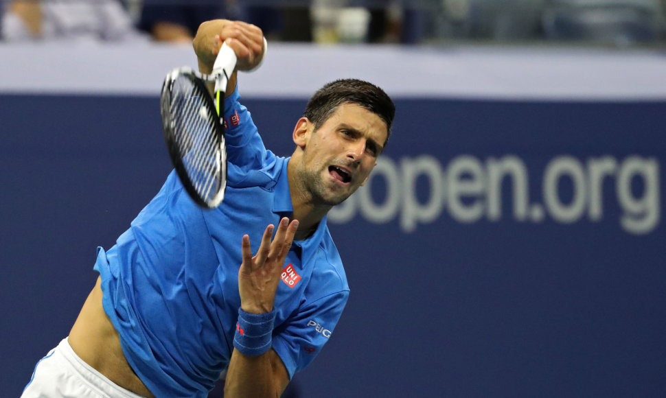Novakas Džokovičius „US Open“ aštuntfinalyje sutriuškino Kyle'ą Edmundą