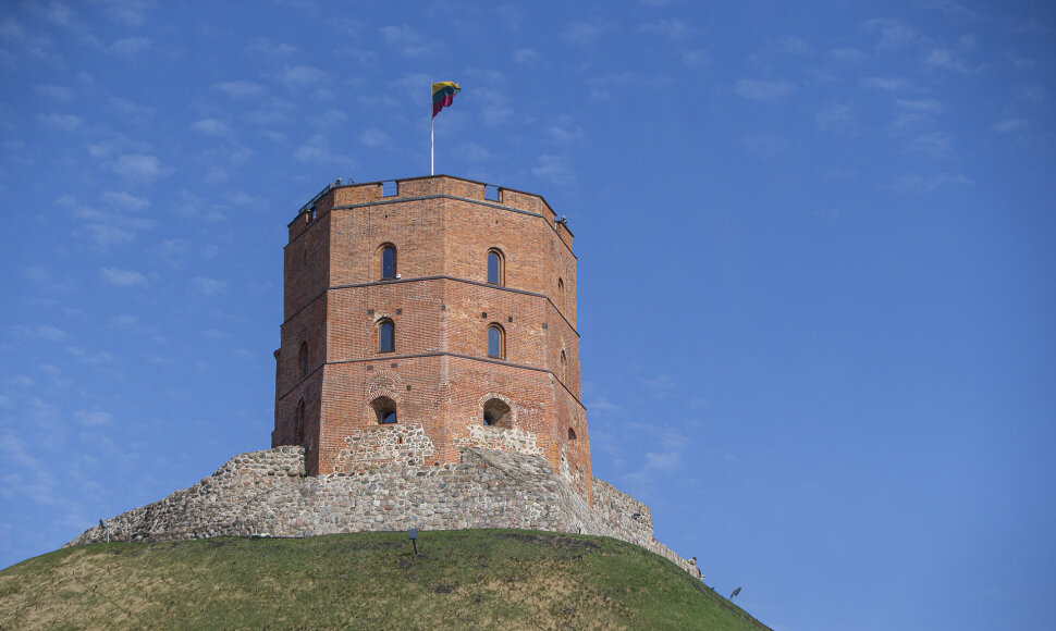 Saulėta sekmadienio popietė Vilniaus centre