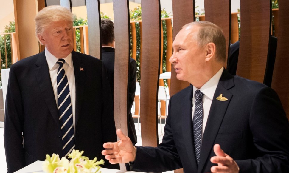 Donaldo Trumpo ir Vladimiro Putino pirmasis susitikimas