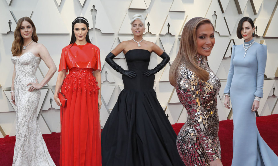 „Oskarų“ apdovanojimų viešnios (iš kairės): Amy Adams, Rachel Weisz, Lady Gaga, Jennifer Lopez ir Charlize Theron 