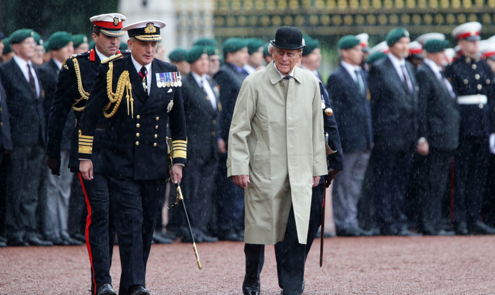 Princas Philipas oficialiai baigė eiti savo karališkąsias pareigas