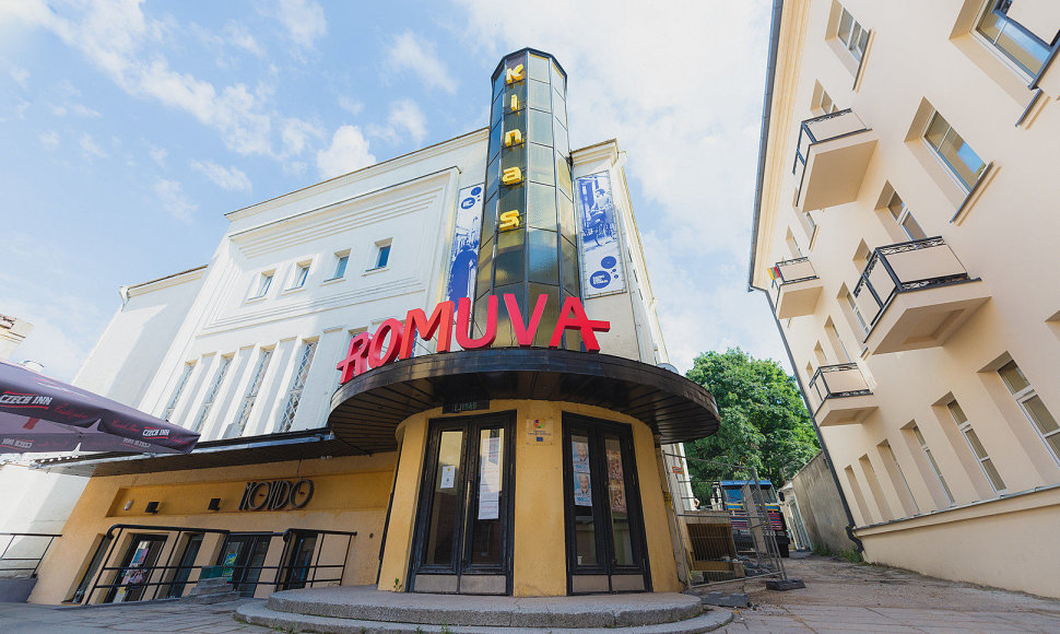 Įsibėgėjanti kino teatro „Romuva“ rekonstrukcija