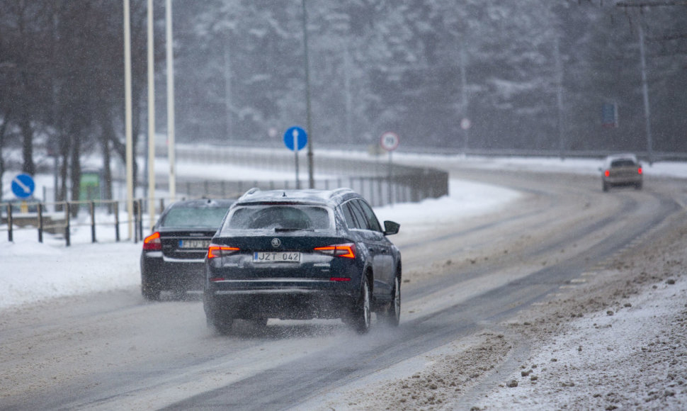 Ketvirtadienio eismo sąlygos Vilniuje