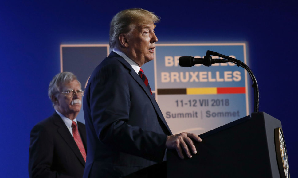 Donaldo Trumpo spaudos konferencija Briuselyje