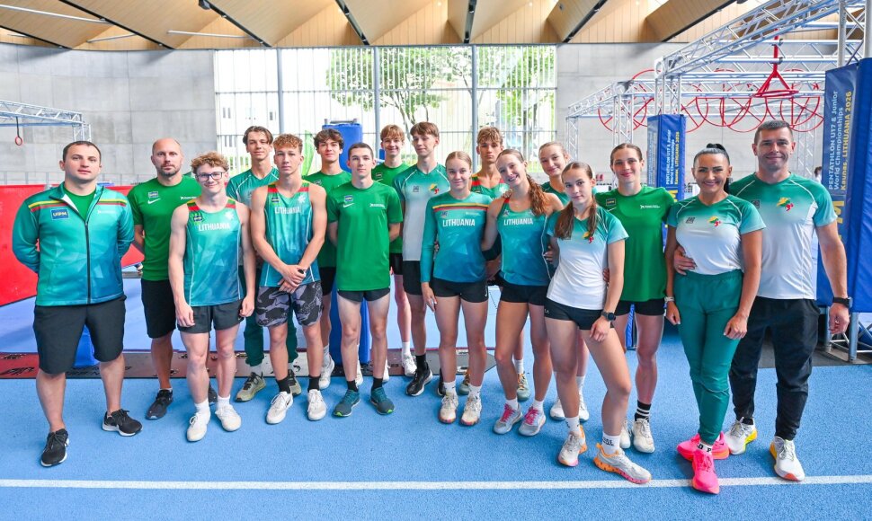 Lietuvos jaunieji penkiakovininkai rengiasi pasaulio jaunimo &scaron;iuolaikinės penkiakovės čempionatui.