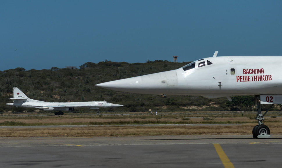 Rusijos strateginiai bombonešiai Tu-160 Venesueloje