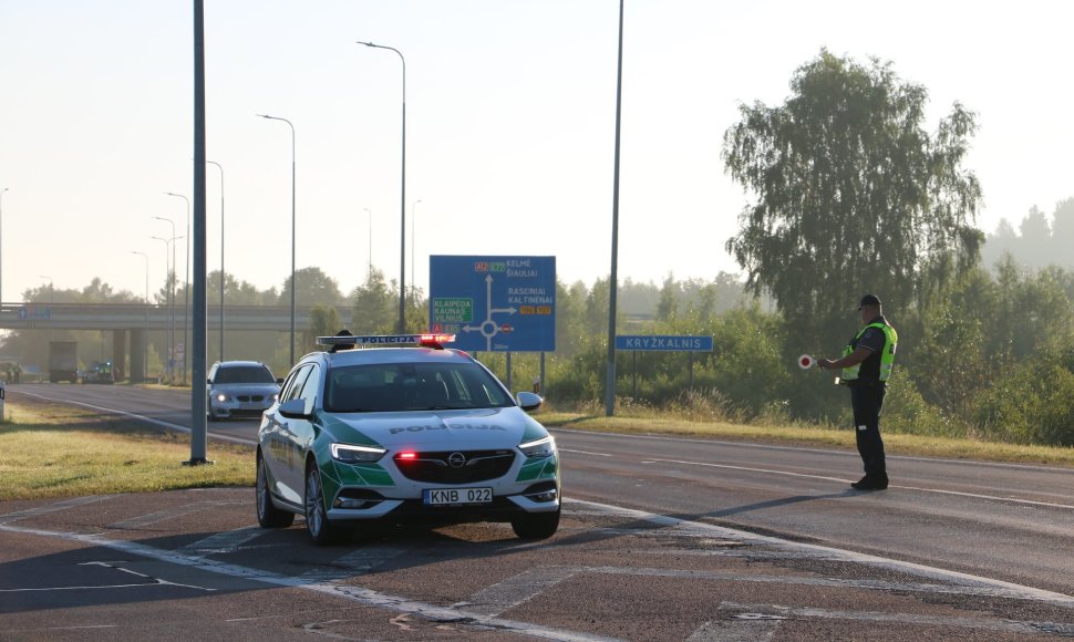 Kauno ir Šiaulių policija Kryžkalnyje surengė bendrą reidą