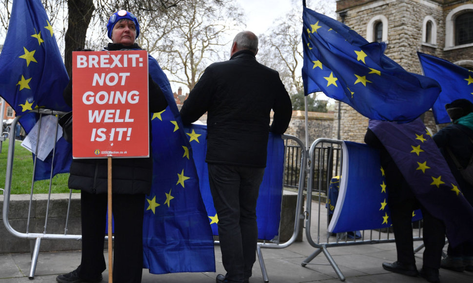 Protestuotojai prieš „Brexit“