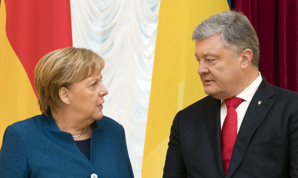 Angela Merkel ir Petro Porošenka